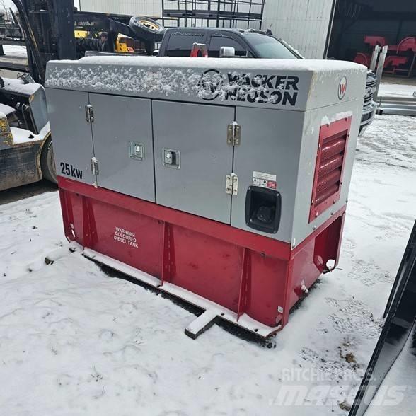 Wacker Neuson G25 Dizel generatori