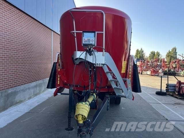 Peecon VME-240 Mešaona stočne hrane