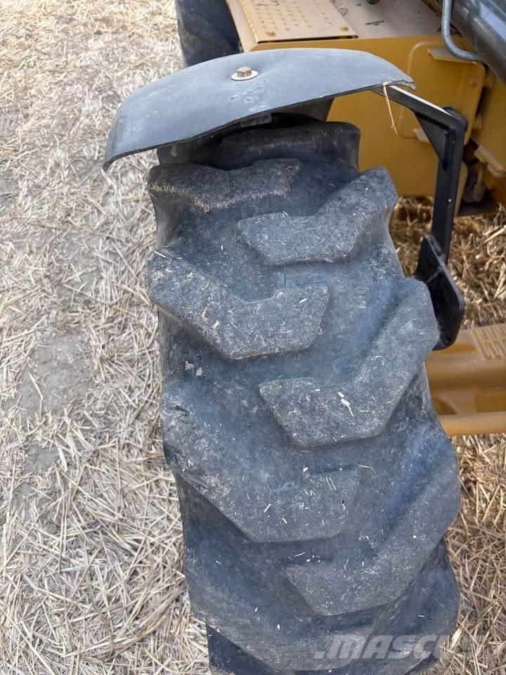 CAT 430 E Rovokopači