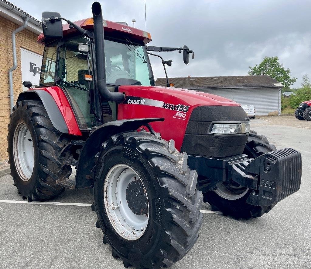 Case IH MXM 155 Pro Traktori