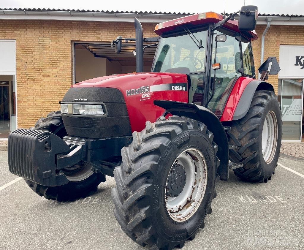 Case IH MXM 155 Pro Traktori