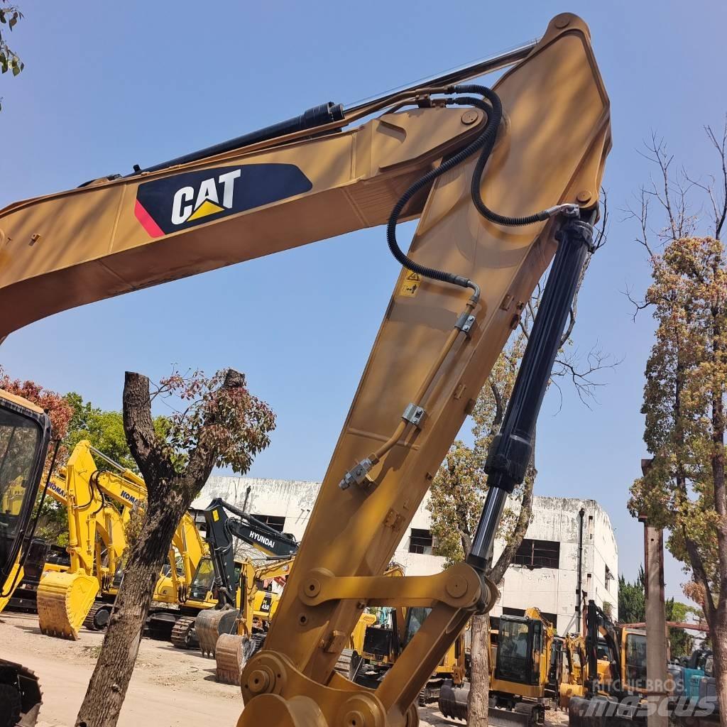 CAT 320 D Bageri guseničari