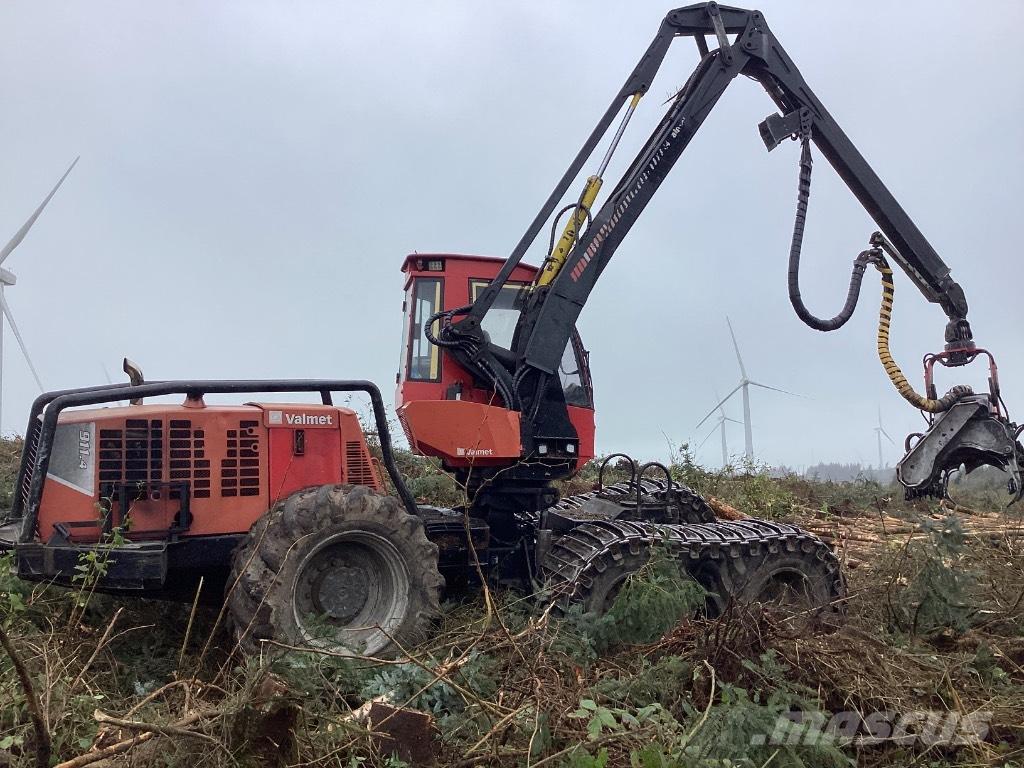 Komatsu 911.4 Harversteri