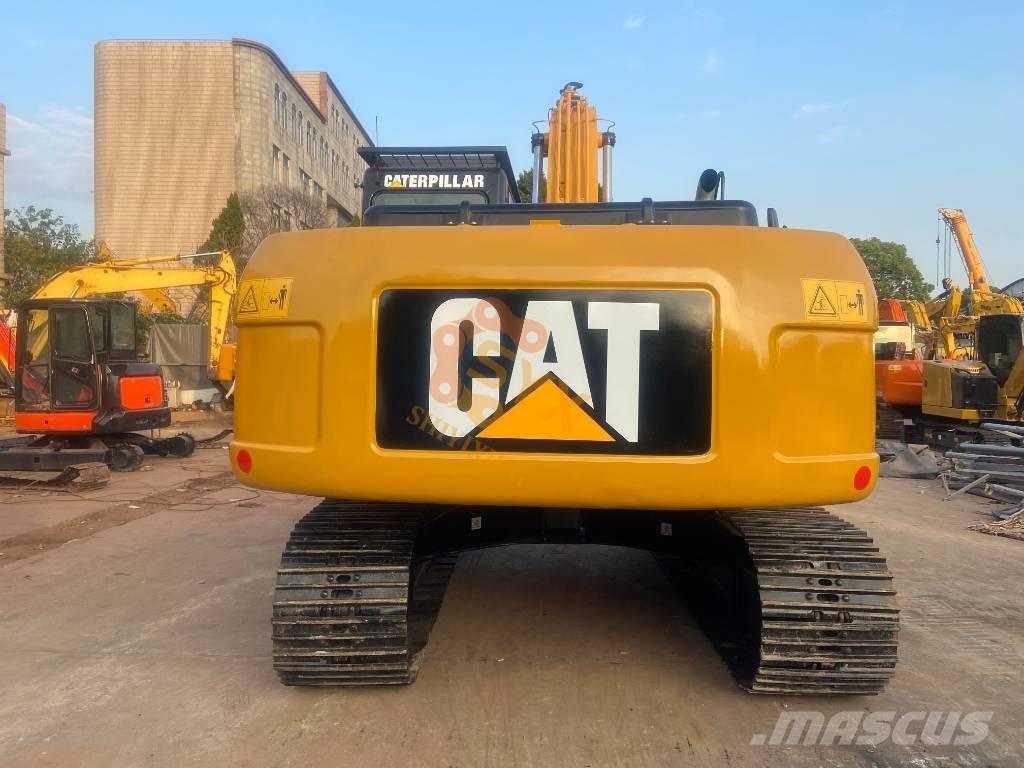 CAT CAT320 D2 Bageri guseničari