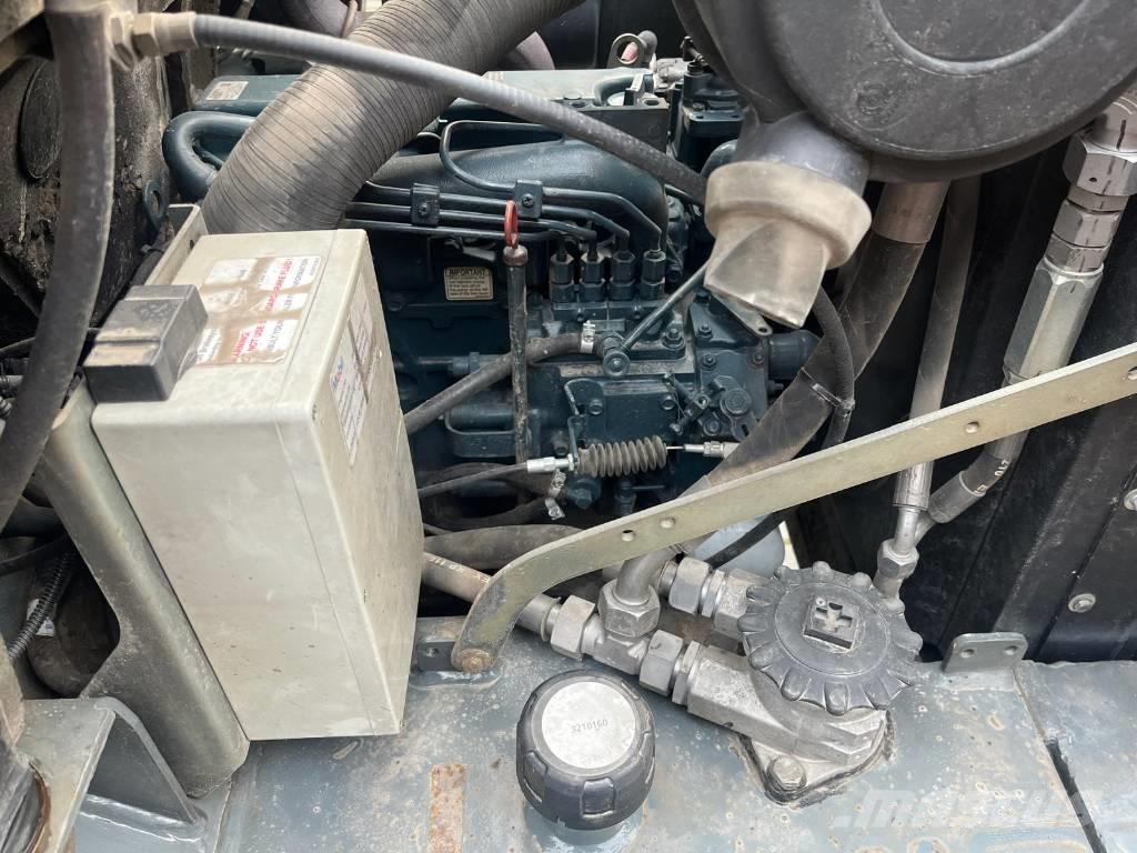 GiANT V5003 X-tra HD Utovarivači na točkove