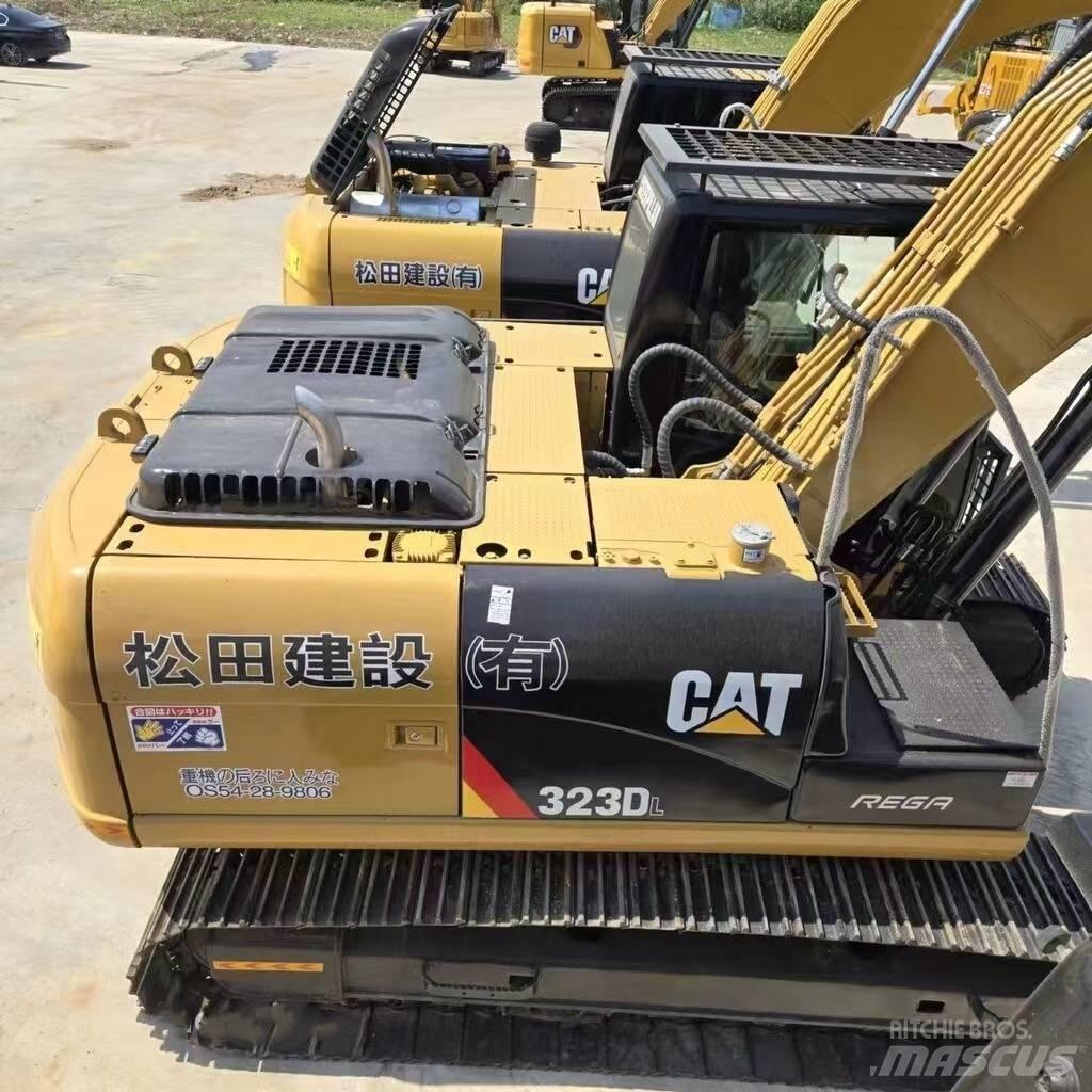 CAT 323 D Bageri guseničari