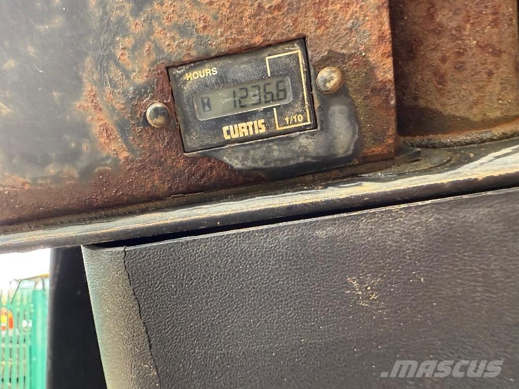 Mecalac TA 3 S Damperi za gradilište