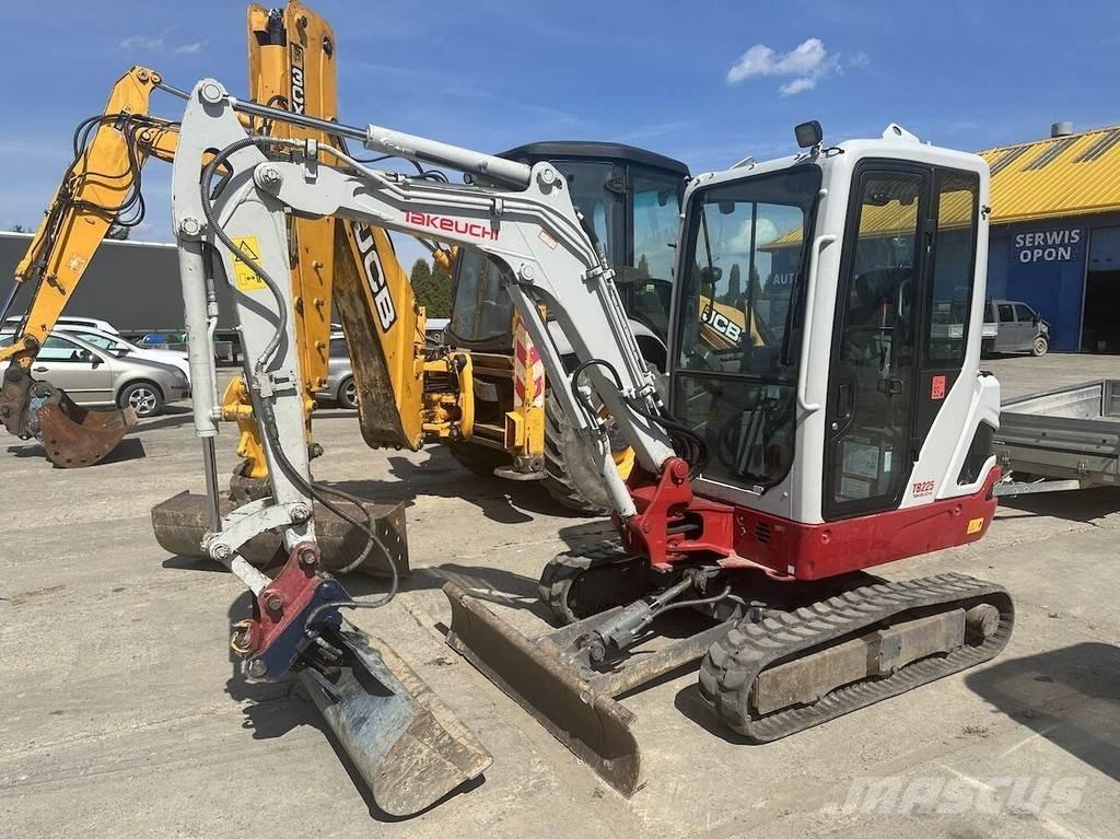 Takeuchi TB225 Mini bageri < 7t