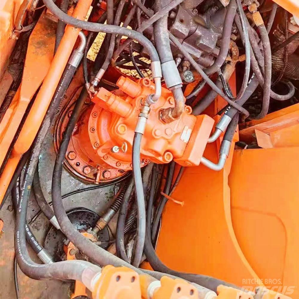 Doosan 225 Bageri guseničari