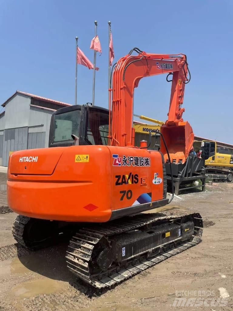 Hitachi ZX70 Bageri guseničari