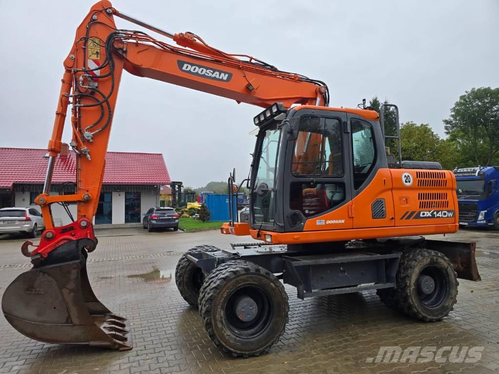 Doosan DX 140-W Bageri točkaši
