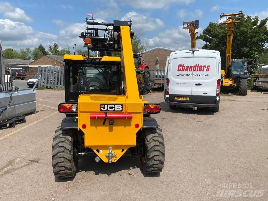 JCB 514-40 Poljoprivredni teleskopski utovarivači
