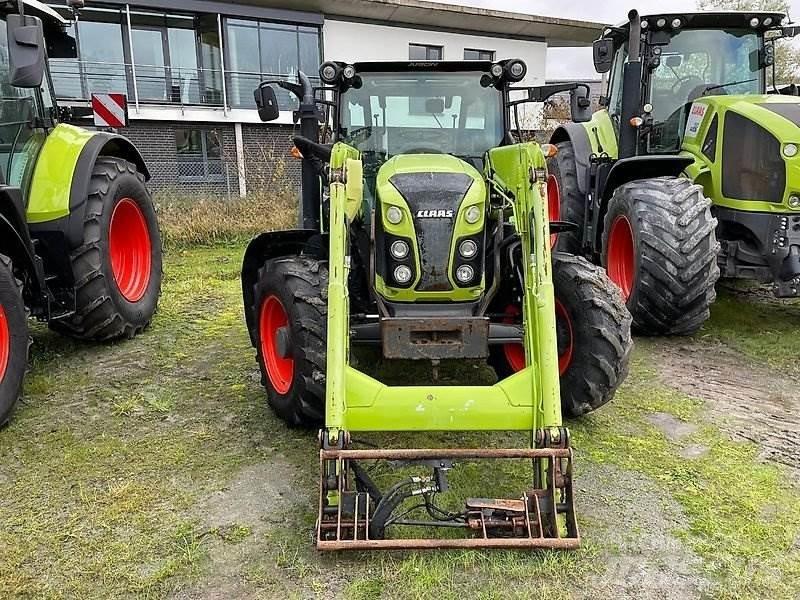 CLAAS Arion 420 Traktori