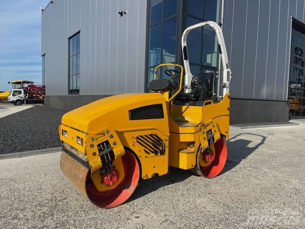 Bomag BW 100 AD-4 Valjci sa duplim bubnjem