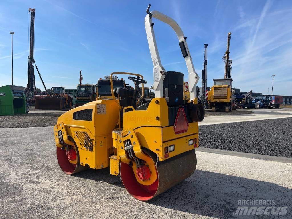Bomag BW 100 AD-4 Valjci sa duplim bubnjem