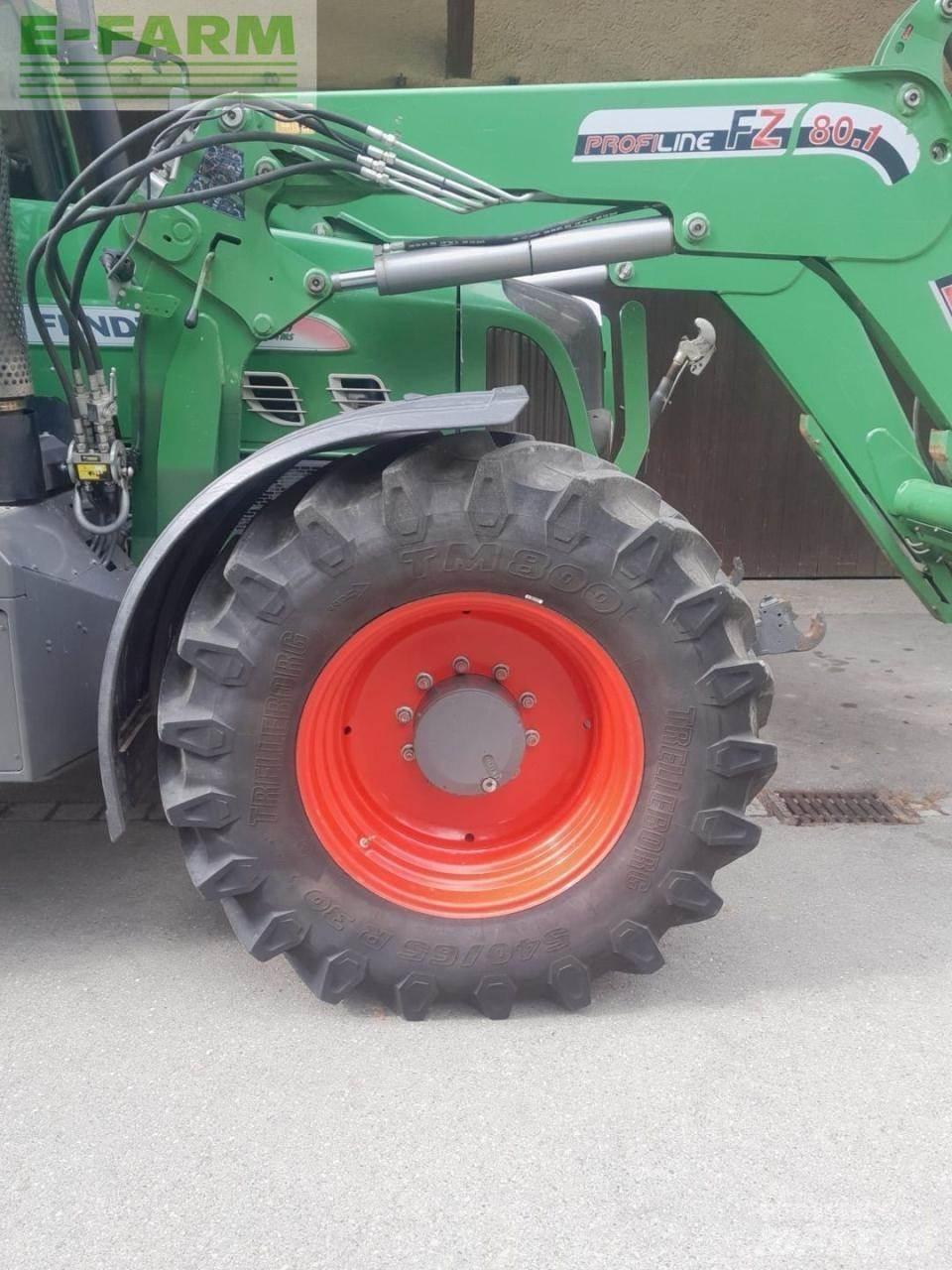 Fendt 820 Vario Traktori