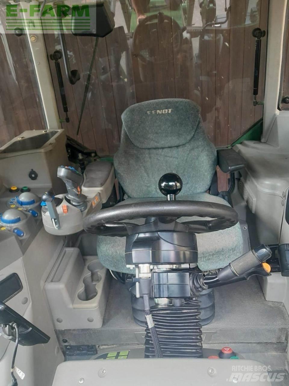 Fendt 820 Vario Traktori