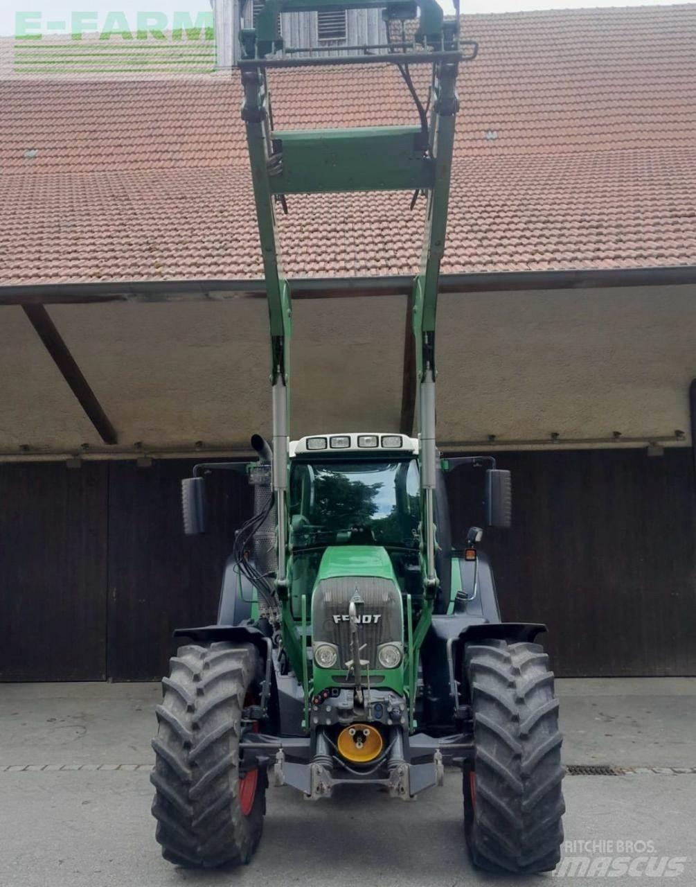 Fendt 820 Vario Traktori