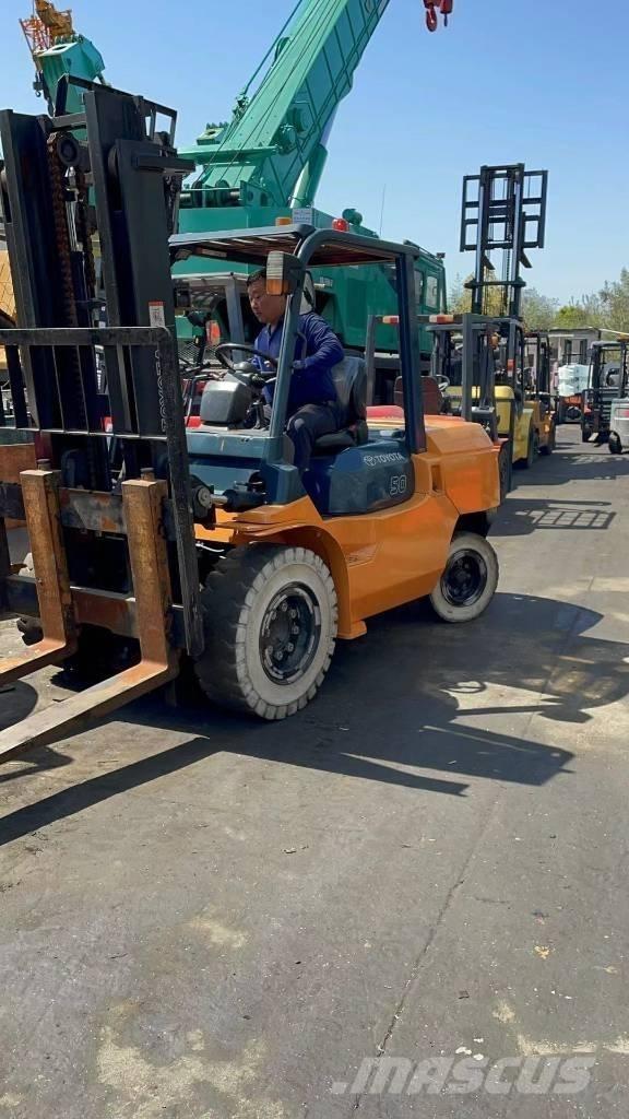 Toyota 5 ton Dizelski viljuškari