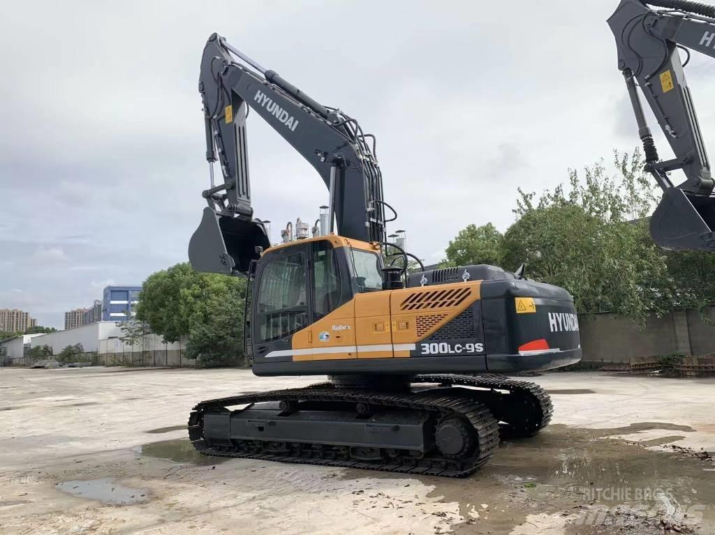 Hyundai R300LC-9S Midi bageri 7t – 12t