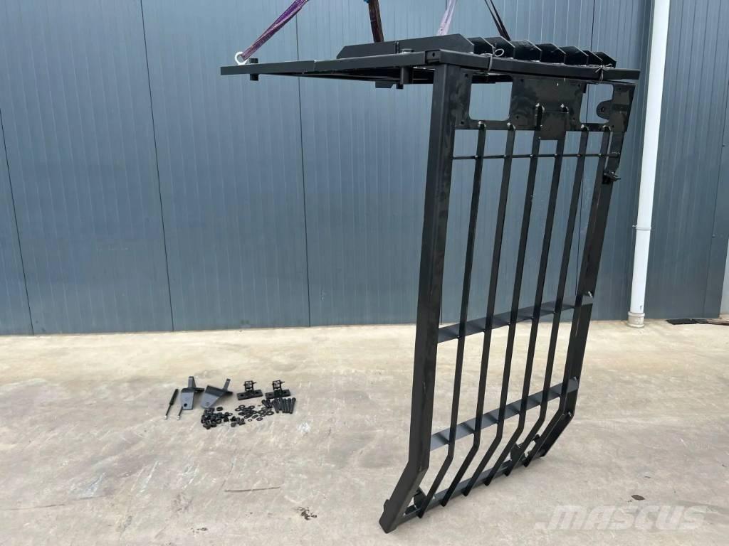 CAT 330C Guard Kabine i unutrašnjost