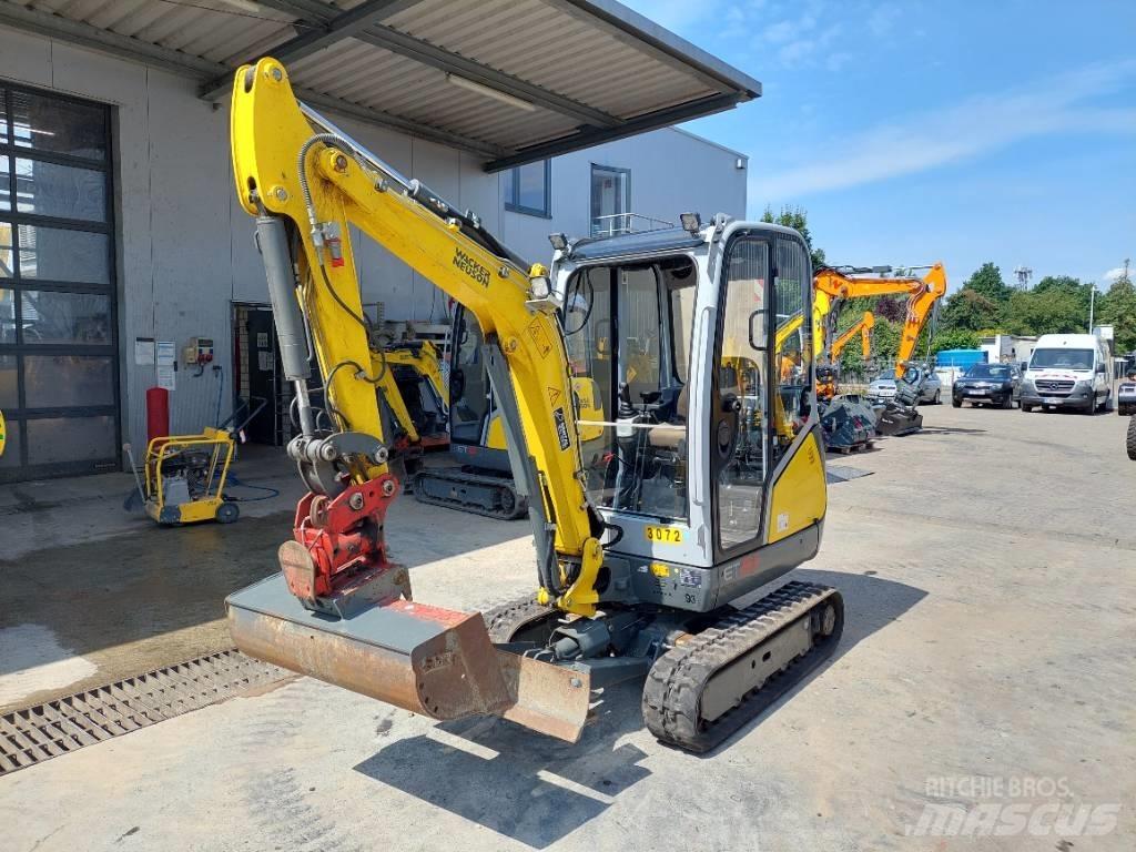 Wacker Neuson ET20 Bageri guseničari
