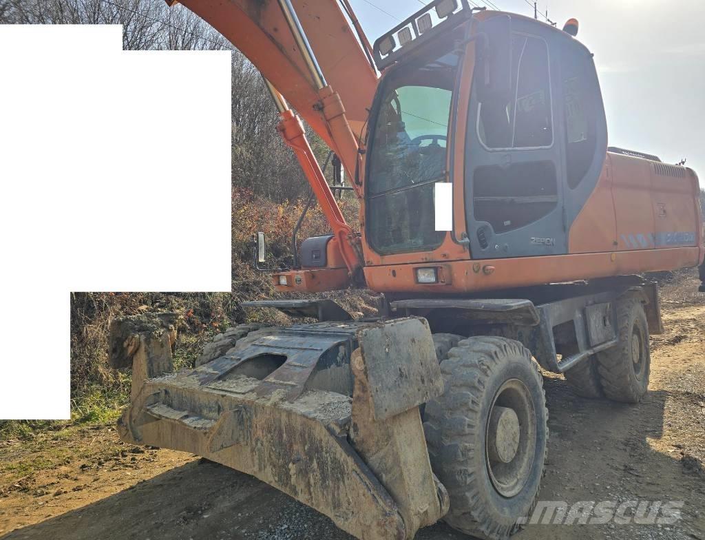 Doosan DX 210 W Bageri točkaši
