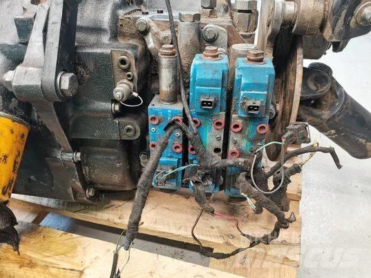 JCB 540-70 gearbox Transmisija