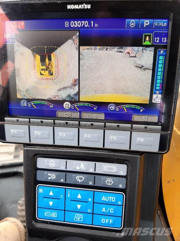 Komatsu PC 138 US-11 Bageri guseničari