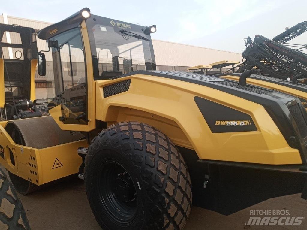 Bomag BW 216 D-5 SL Valjci sa jednim bubnjem