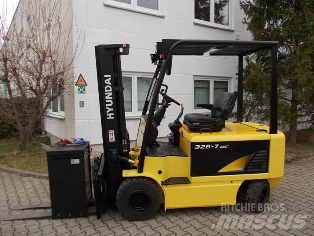 Hyundai 32 B-7 Električni viljuškari