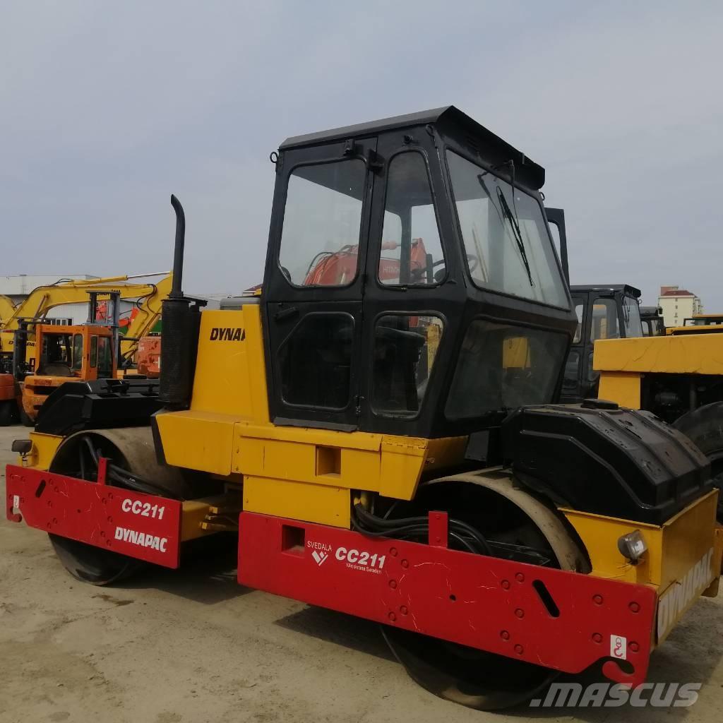 Dynapac CC 211 Valjci sa duplim bubnjem
