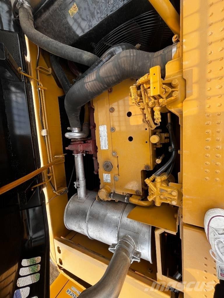 CAT 320 D Bageri guseničari