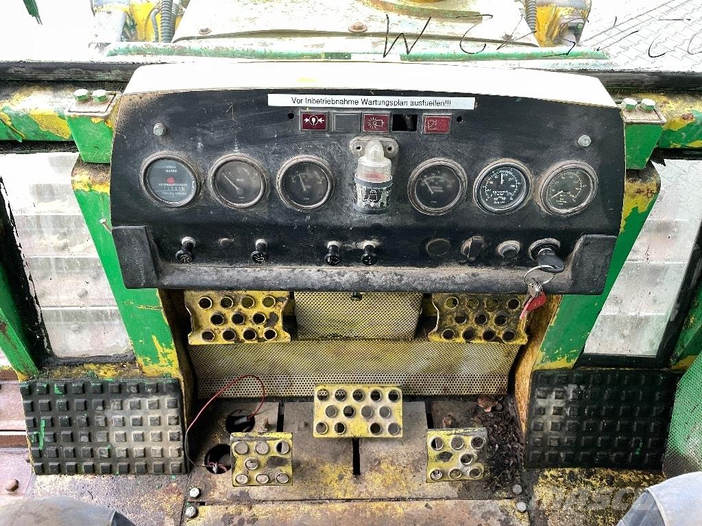 Hanomag D 600 D Buldožeri guseničari