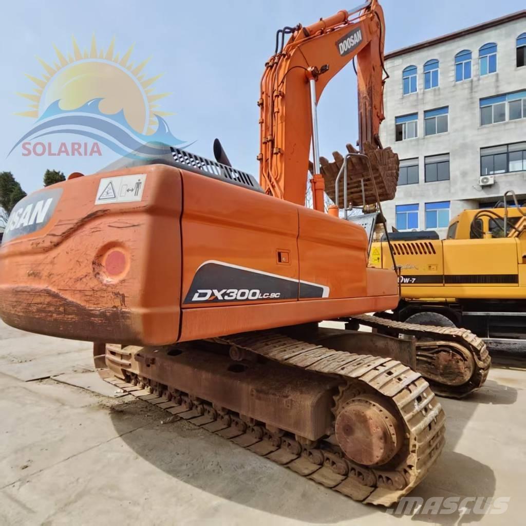Doosan DX 300 LC Bageri guseničari