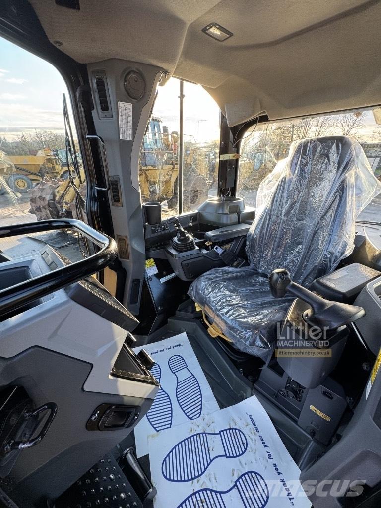 CAT D 5 Buldožeri guseničari