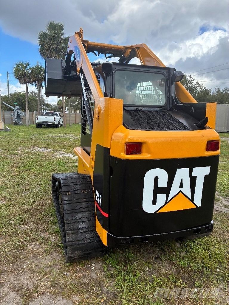 CAT 247 Skid steer mini utovarivači