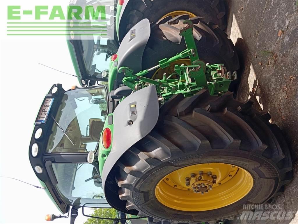 John Deere 6215R Traktori