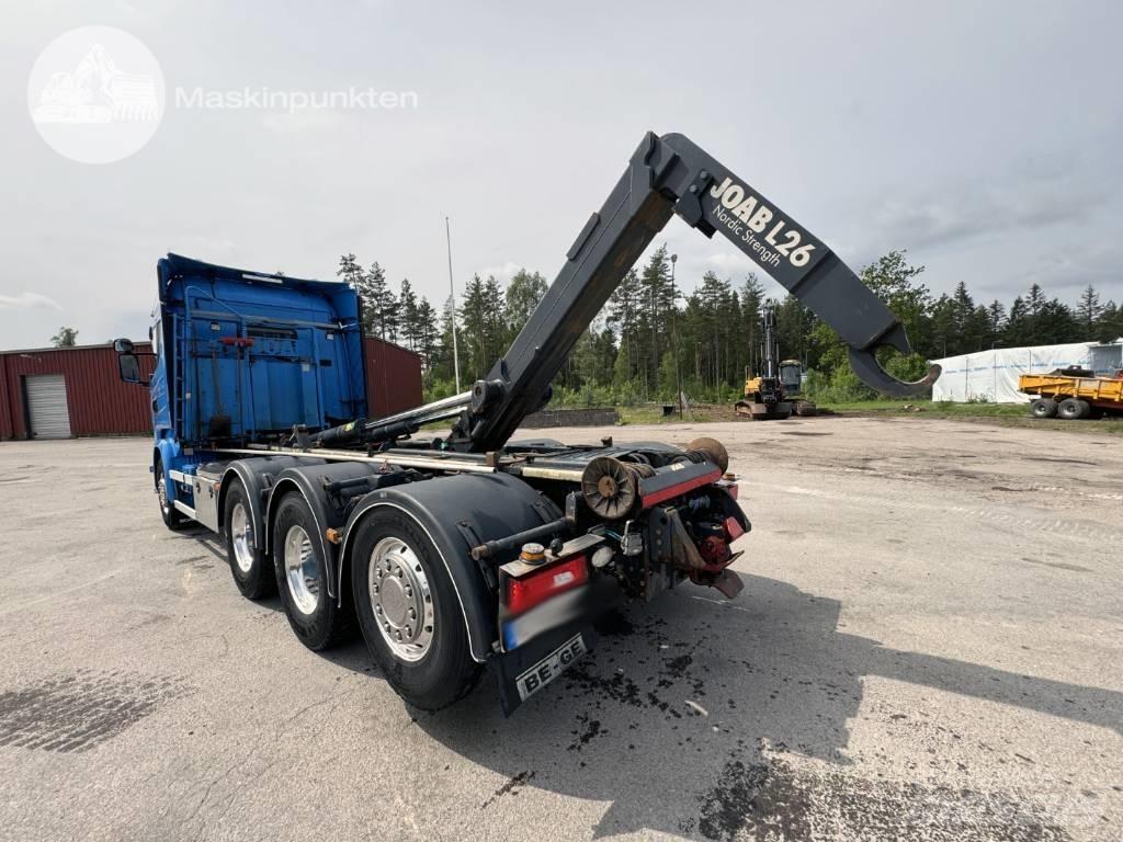Scania R 490 LB Rol kiper kamioni sa kukom za podizanje tereta