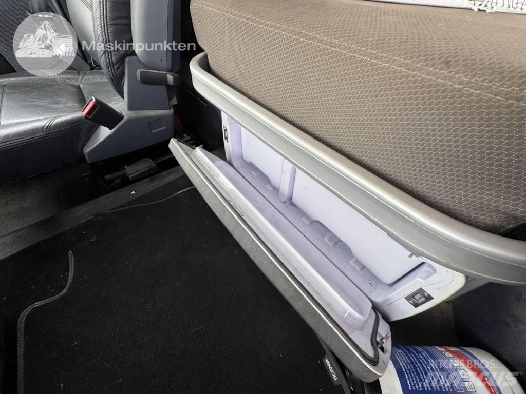 Scania R 490 LB Rol kiper kamioni sa kukom za podizanje tereta