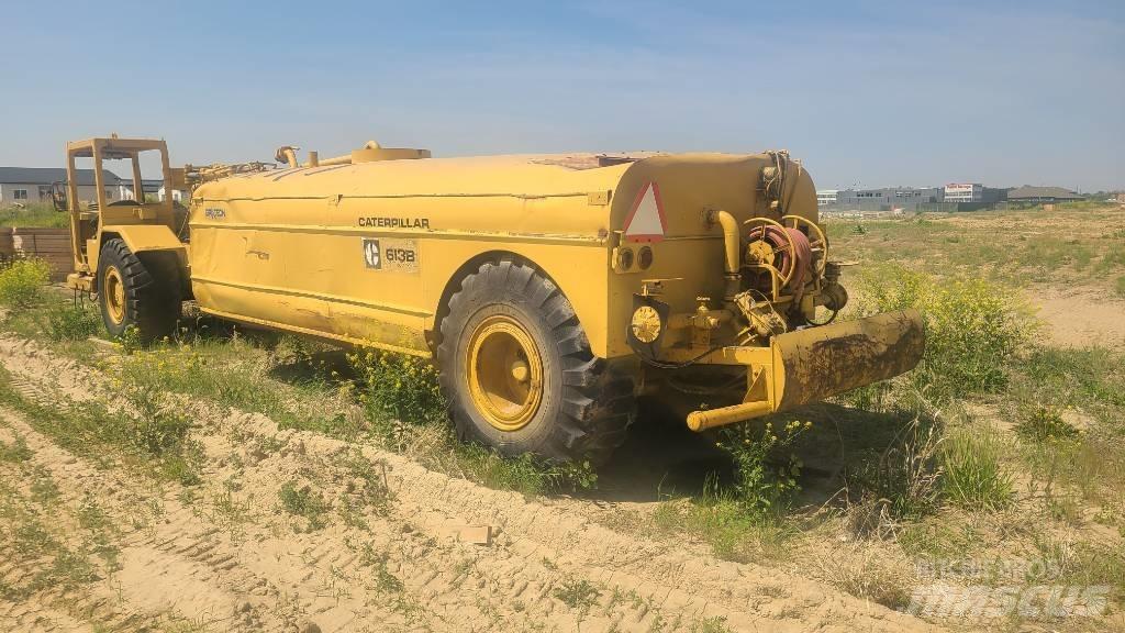 CAT 613 B Kamioni za vodu