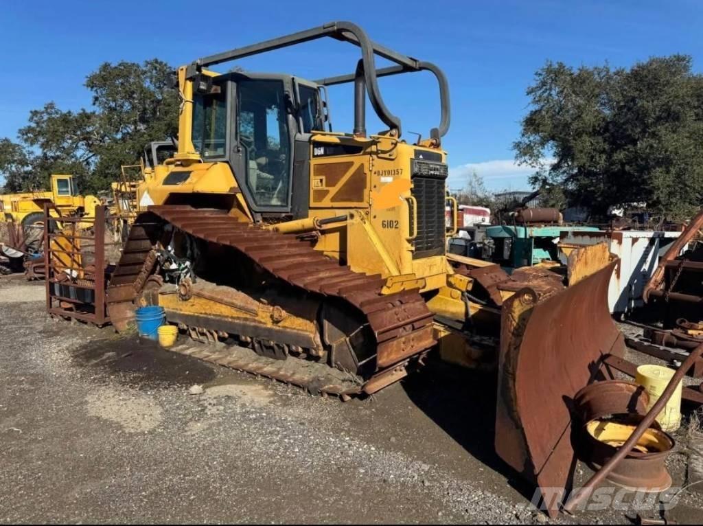 CAT D 6 M Buldožeri guseničari