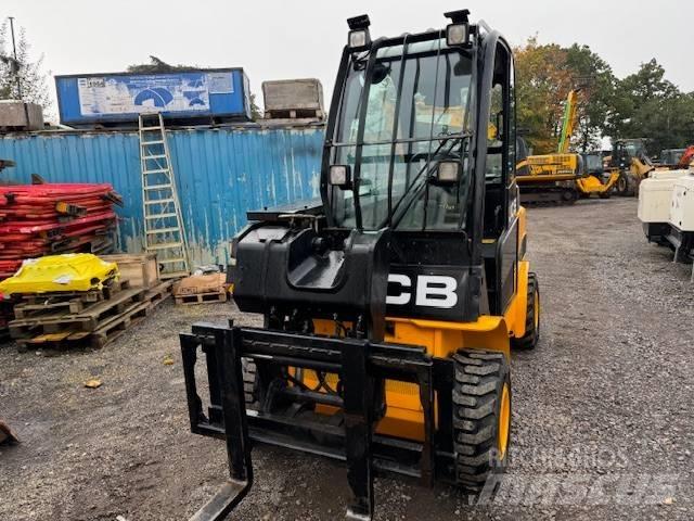 JCB T 35 Teleskopski viljuškari