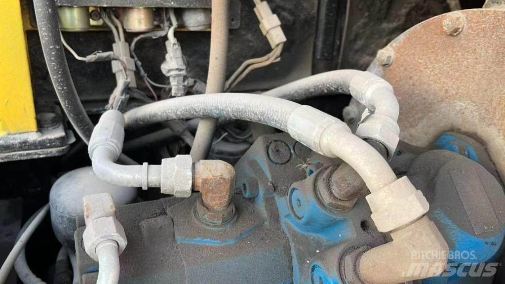 Hyundai 60 W Bageri točkaši