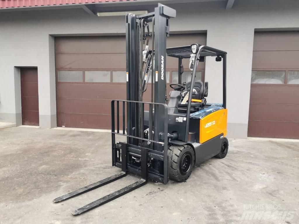 Doosan B25S-7 Električni viljuškari