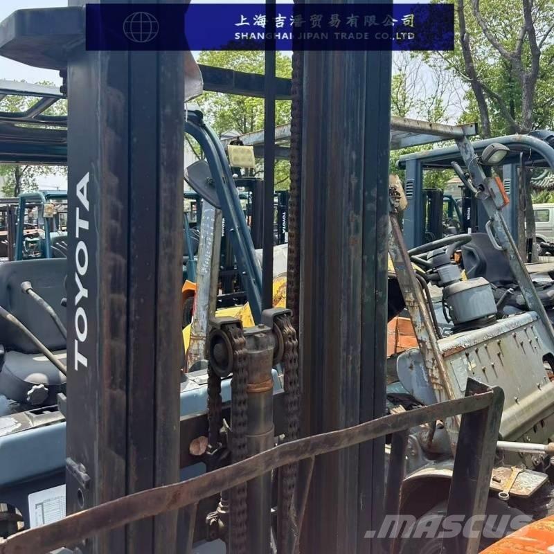 Toyota FGZN20 Dizelski viljuškari