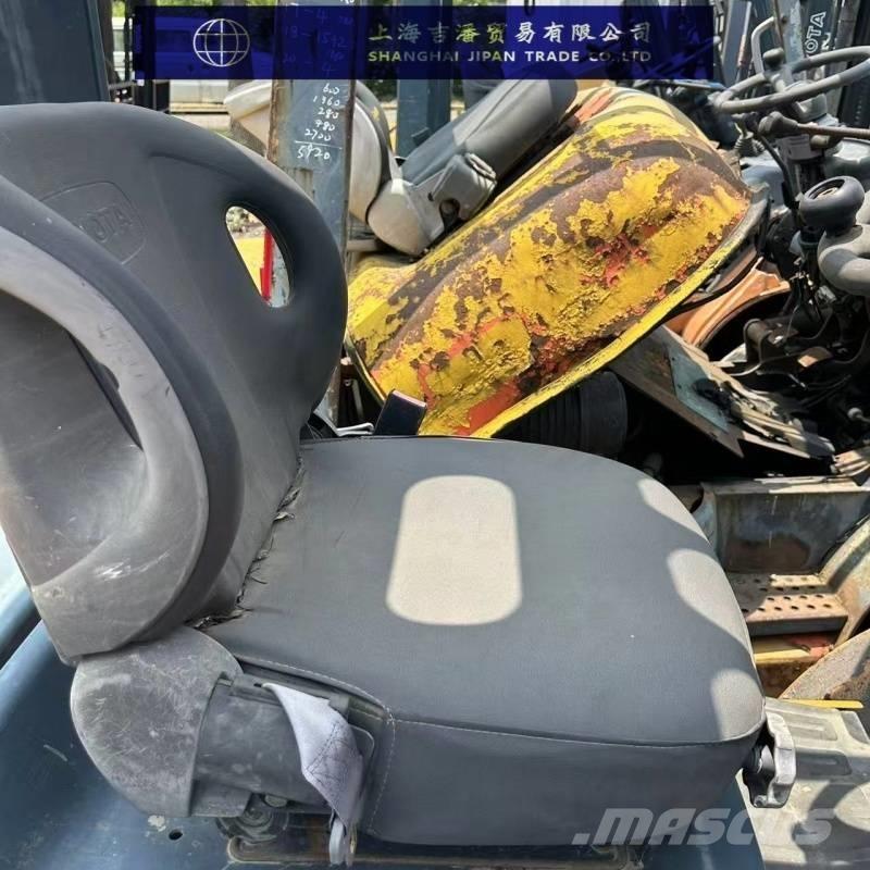 Toyota FGZN20 Dizelski viljuškari