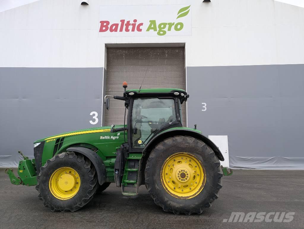 John Deere 8370 R Traktori