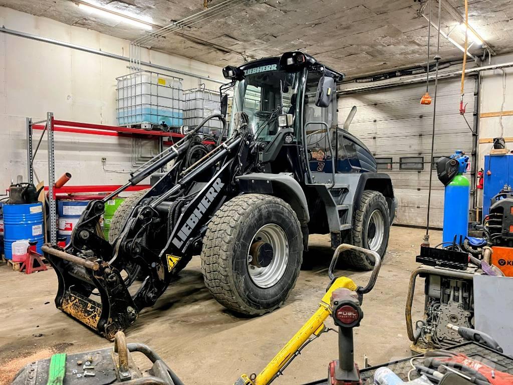 Liebherr L 524 Utovarivači na točkove