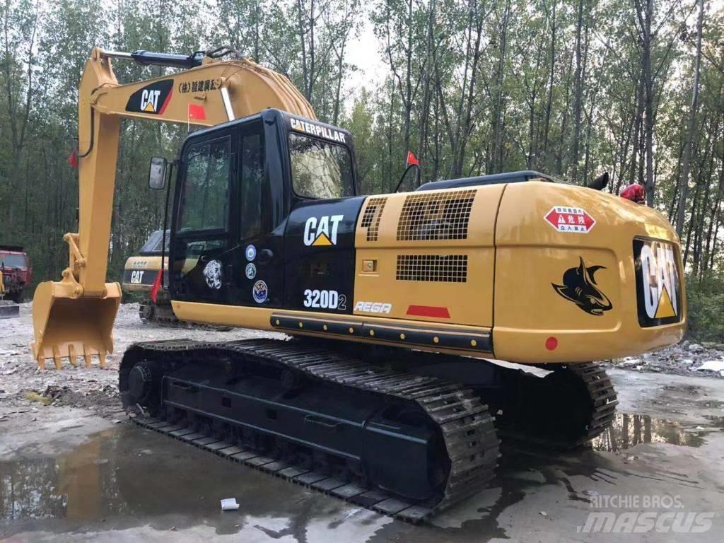 CAT 320D2 Bageri guseničari